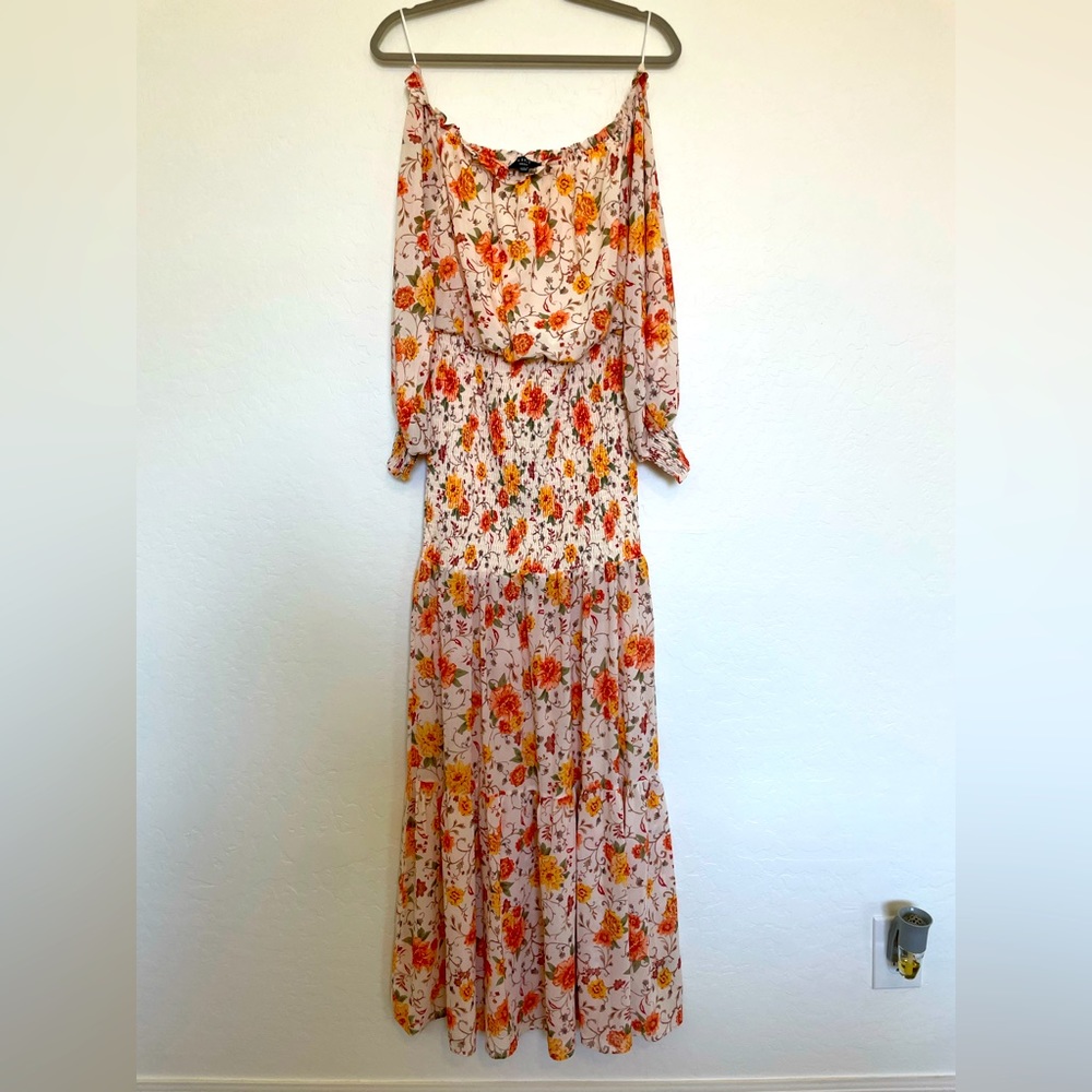 Small VICI maxi dress